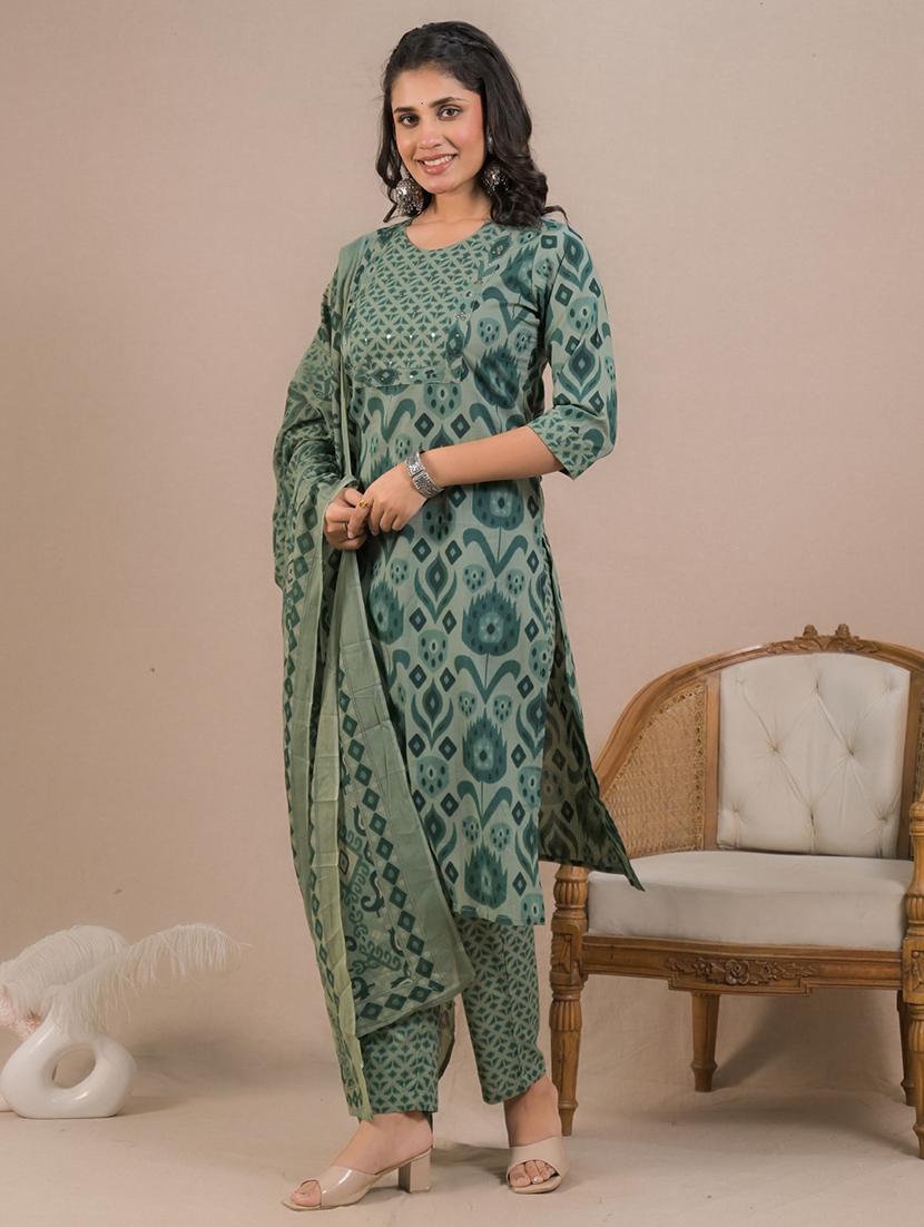 women three quarter sleeve kurta pant with dupatta set - 21962230 - Standard Image - 3