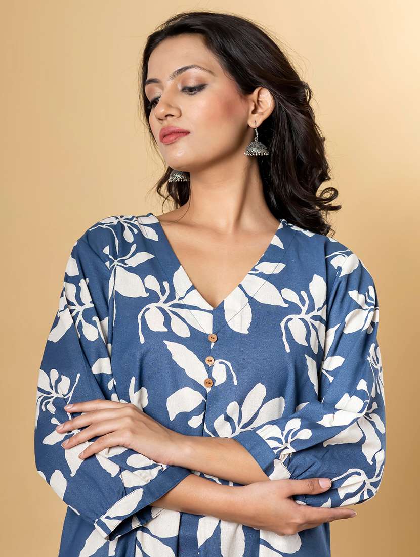 women printed three quarter sleeve kurta pant set - 21962274 -  Standard Image - 3