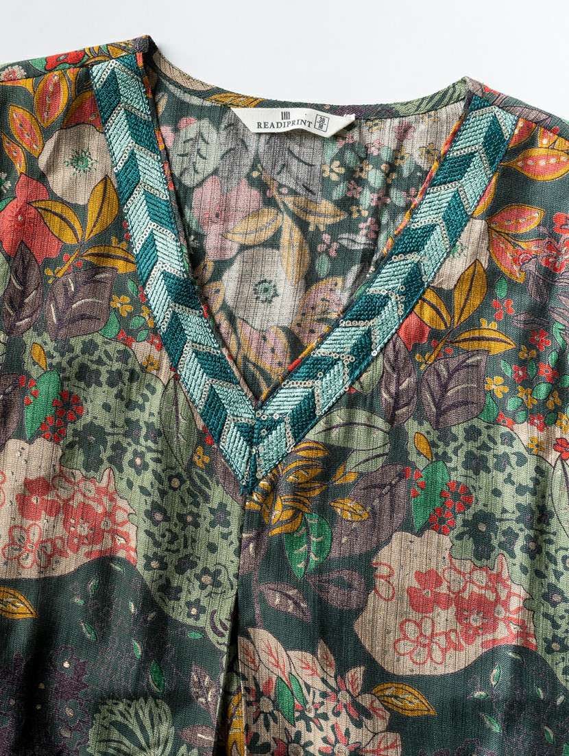 women printed three quarter sleeve kurta pant set - 21962280 -  Standard Image - 5