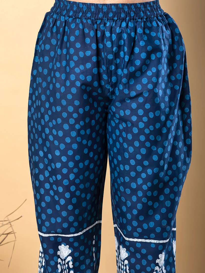 women printed three quarter sleeve kurta pant set - 21962292 -  Standard Image - 5