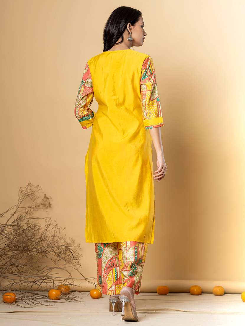 women printed three quarter sleeve kurta pant set - 21962308 -  Standard Image - 3