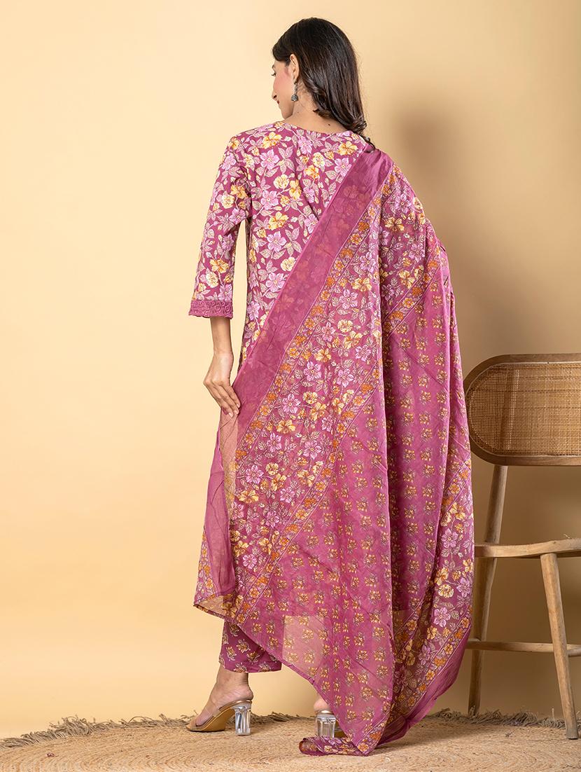women three quarter sleeve kurta pant with dupatta set - 21962314 -  Standard Image - 3