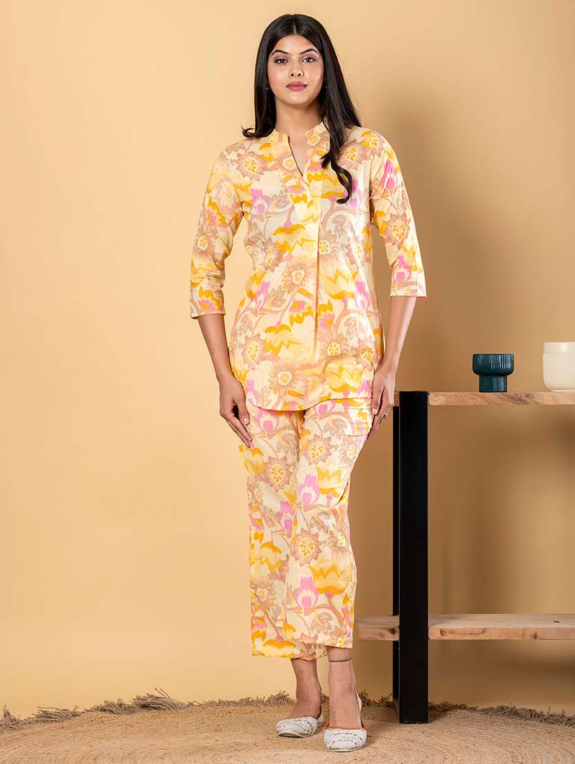 women three quarter sleeve ethnic co-ord set - 21962349 - Zoom Image - 0