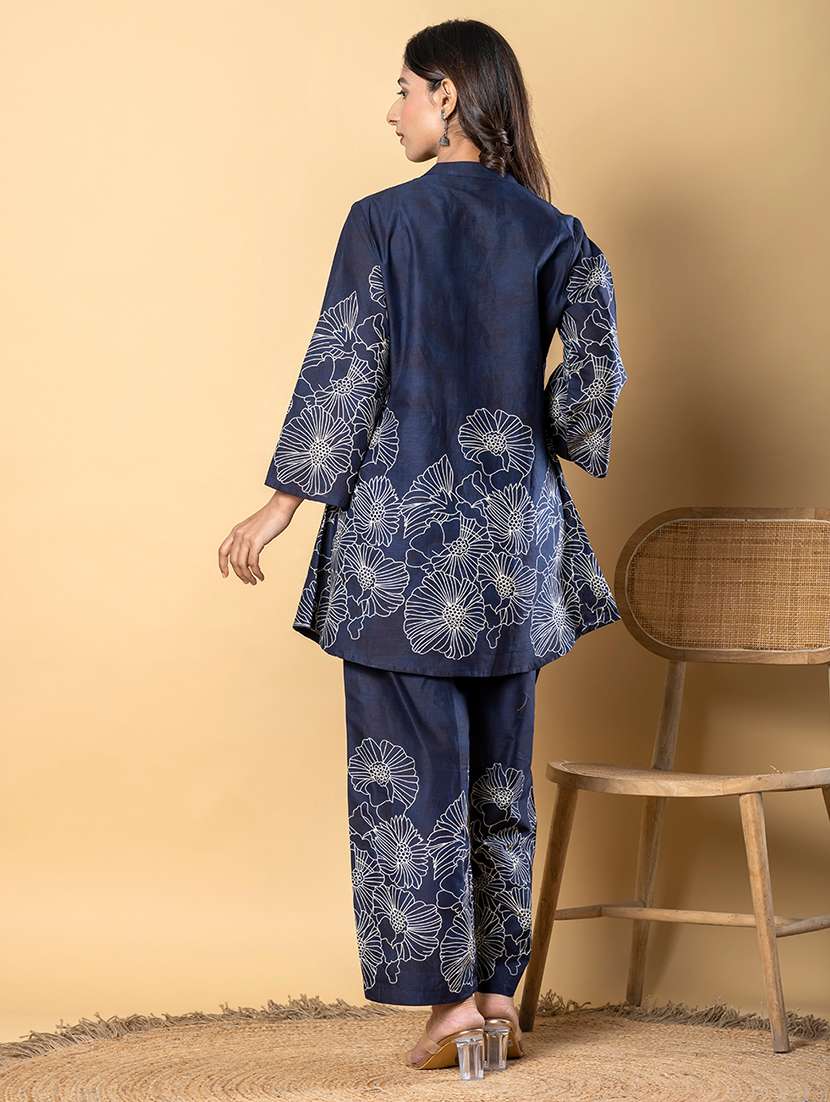 women three quarter sleeve ethnic co-ord set - 21962362 -  Standard Image - 3