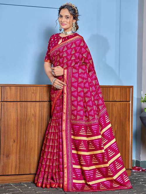 women printed casual wear saree with blouse - 21962380 - Standard Image - 0