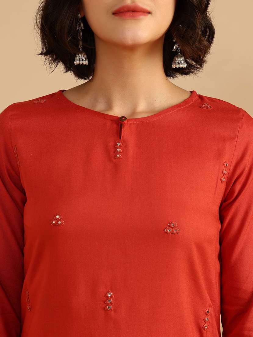 women three quarter sleeve straight kurta - 21962783 -  Standard Image - 5