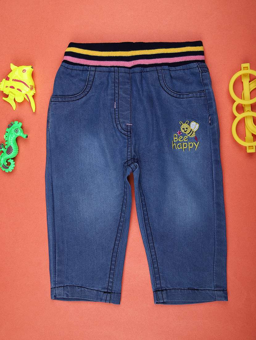 boys solid mid rise relaxed fit jeans - 21962883 -  Zoom Image - 0