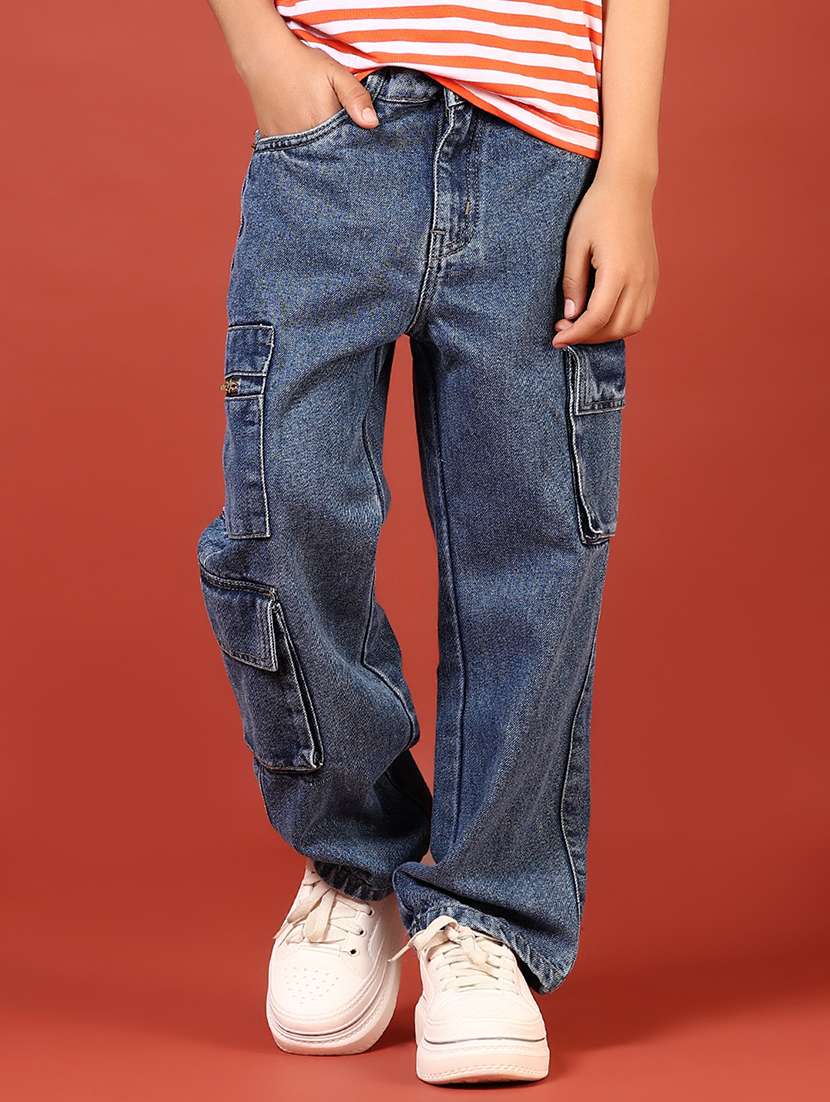boys solid mid rise relaxed fit cargo