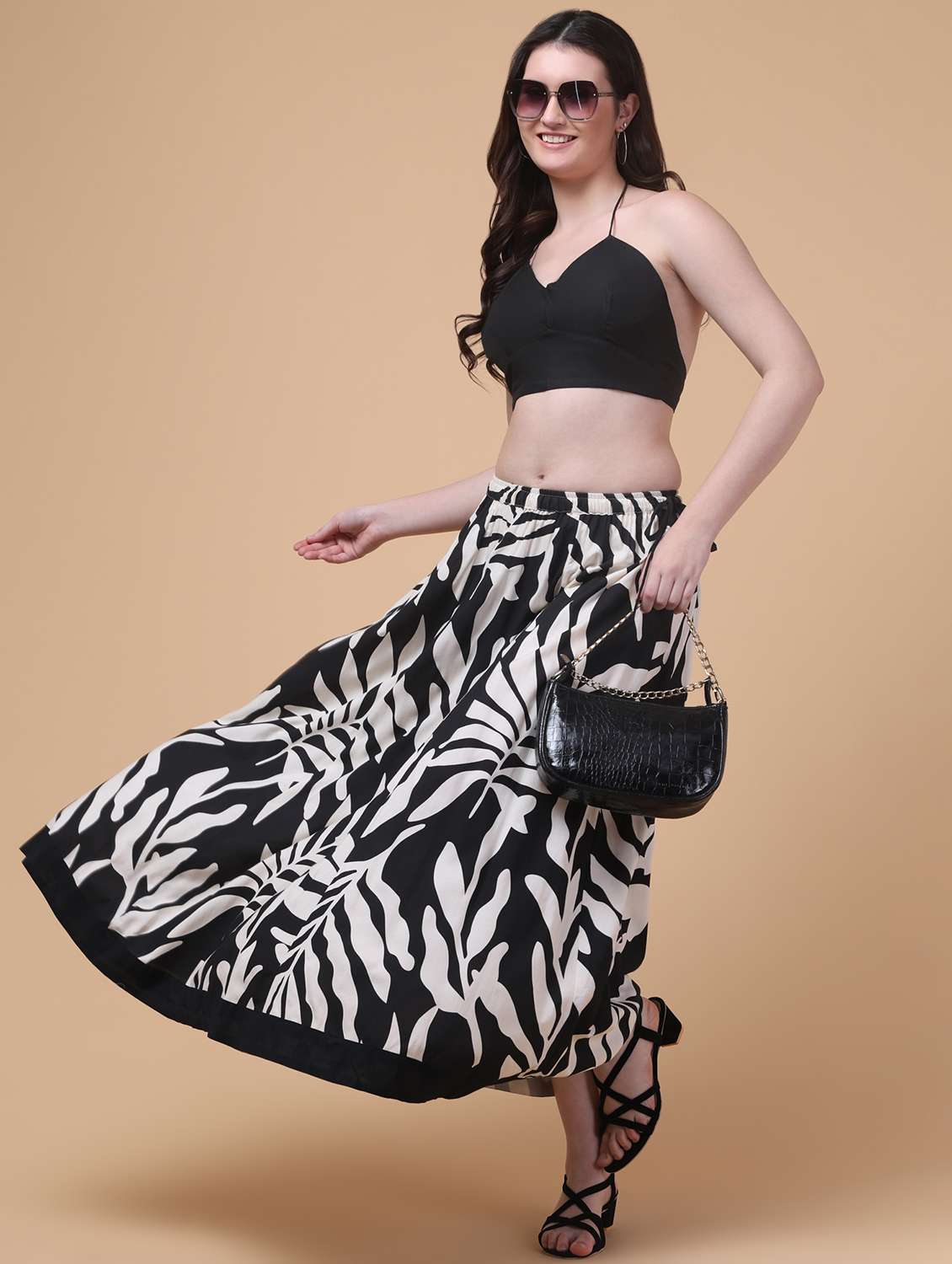 women printed mid rise flared maxi skirt - 21962954 - Standard Image - 5