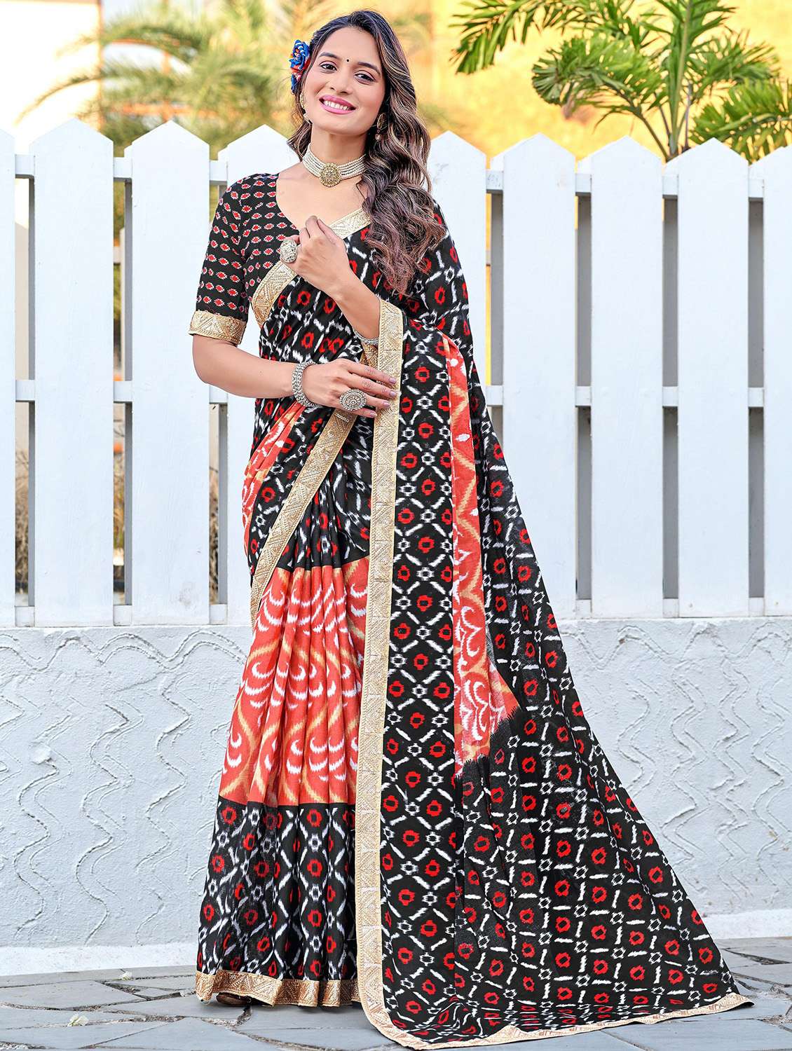 women printed casual wear saree with blouse