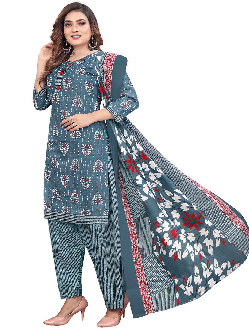 women printed three quarter sleeve kurta salwar with dupatta set