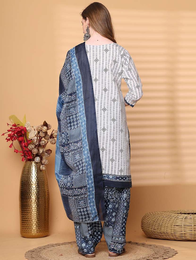 women printed three quarter sleeve kurta salwar with dupatta set - 21963381 -  Standard Image - 3