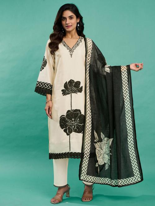 women off white long sleeve kurta pant with dupatta set - 21963428 - Standard Image - 0
