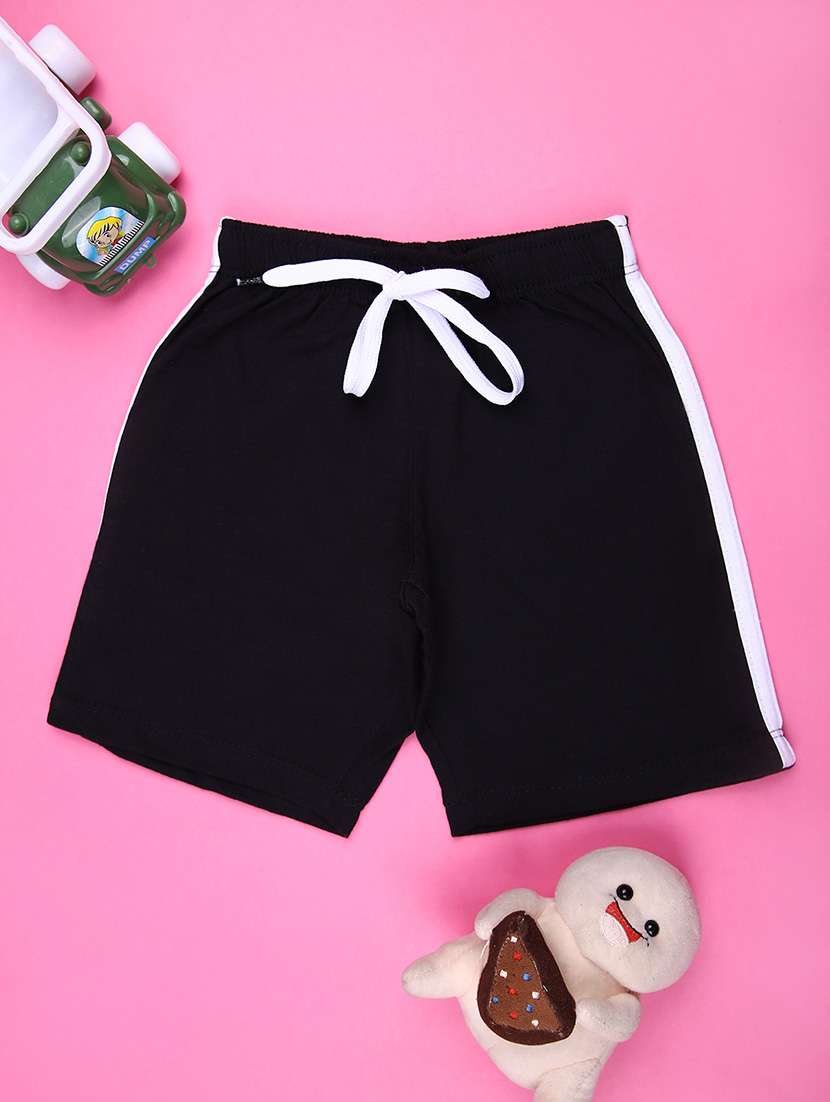 boys tapered mid rise regular fit shorts