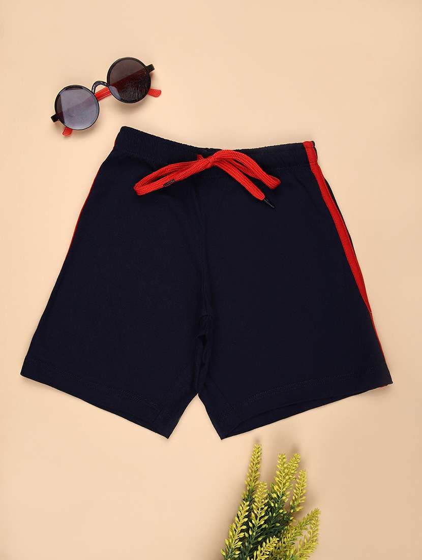 boys tapered mid rise regular fit shorts