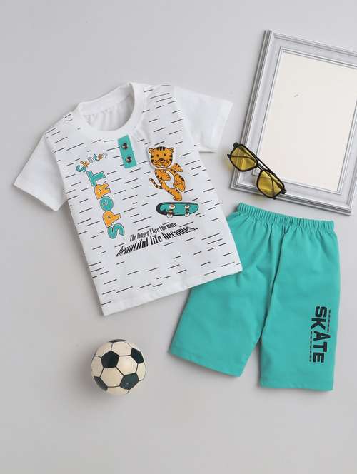 boys printed t-shirt & shorts casual wear set - 21964744 -  Standard Image - 0