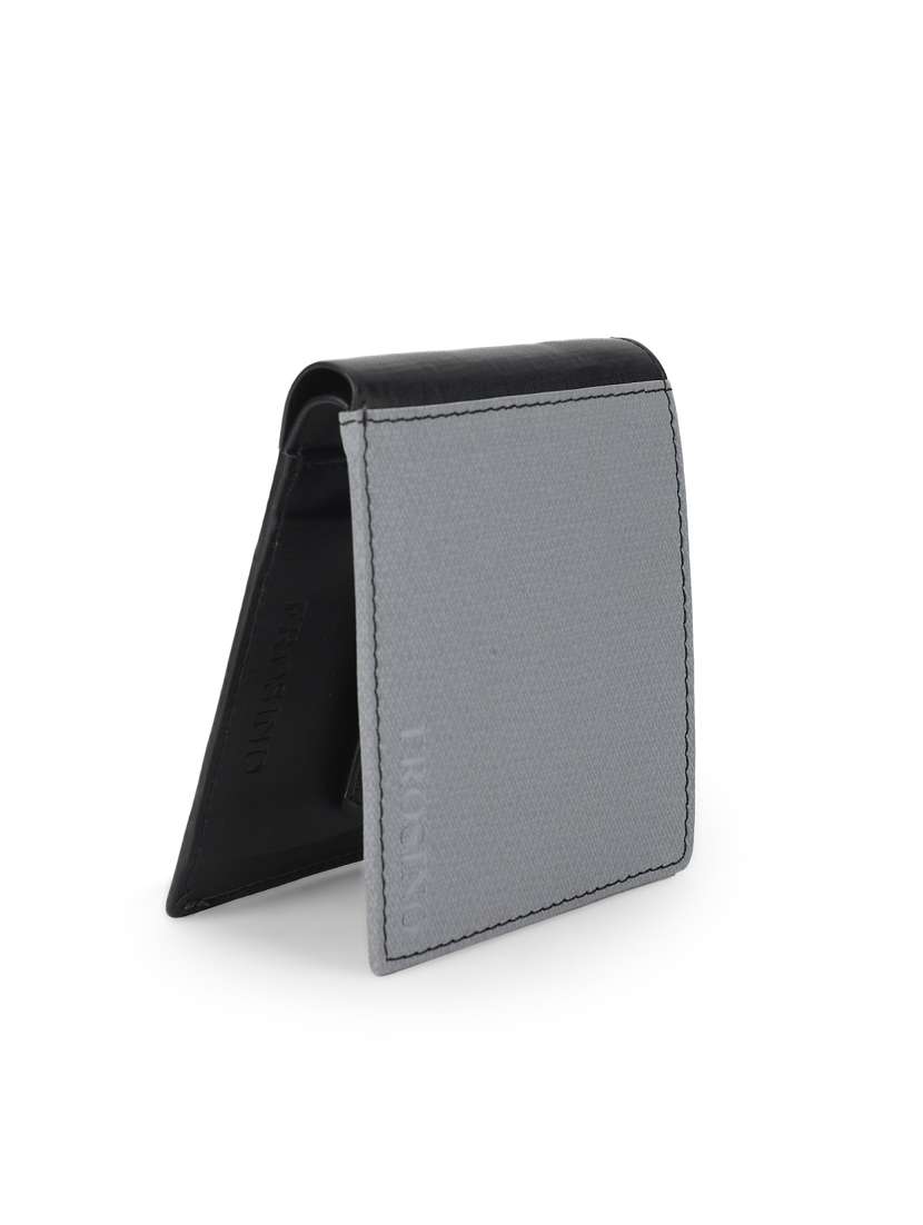 men grey textured bi-fold wallet - 21964823 -  Standard Image - 3