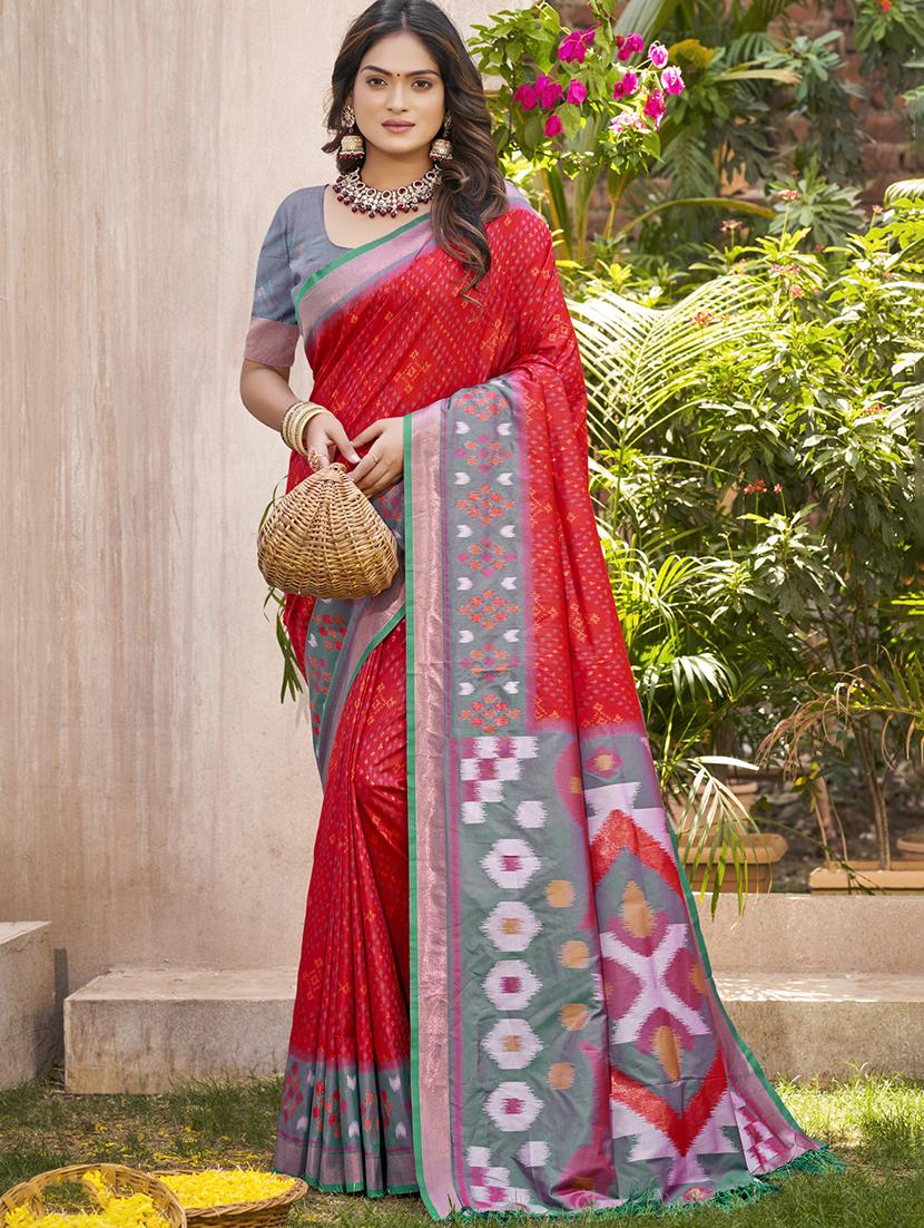 women self design pochampalli saree with blouse - 21964896 -  Zoom Image - 0