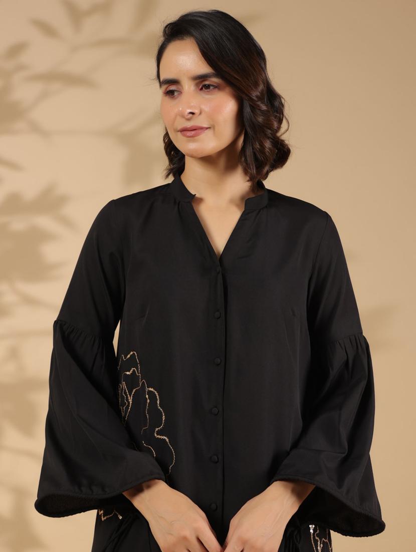 women embroidered bell sleeve a-line ethnic dress - 21964997 - Standard Image - 3