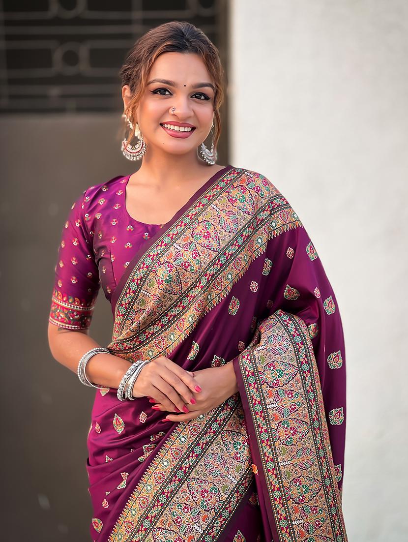 women self design banarasi saree with blouse - 21965070 - Standard Image - 3