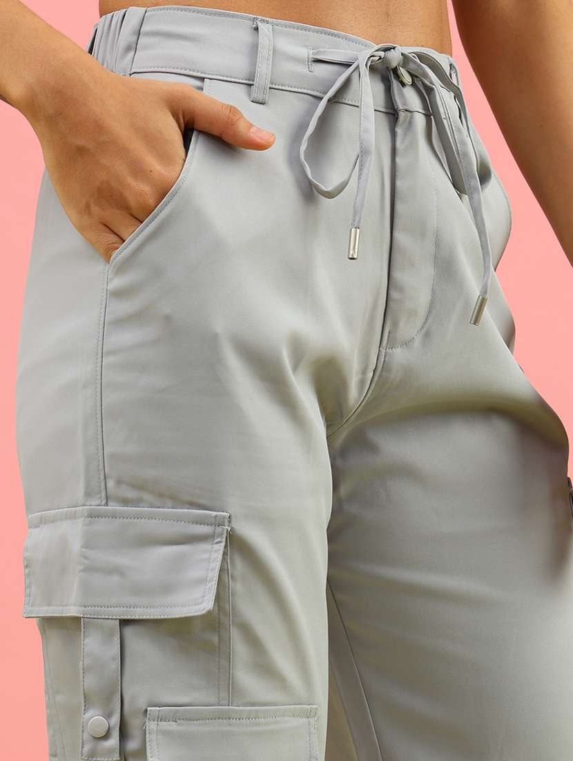 women solid mid rise regular fit cargo - 21965464 -  Standard Image - 5