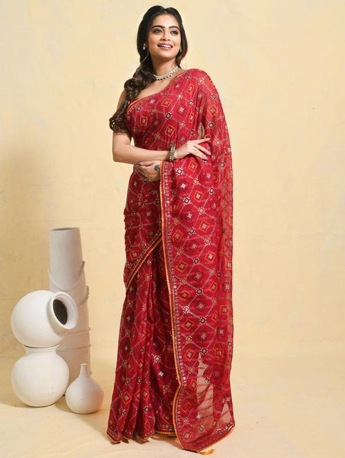 women printed casual wear saree with blouse - 21965541 - Standard Image - 0