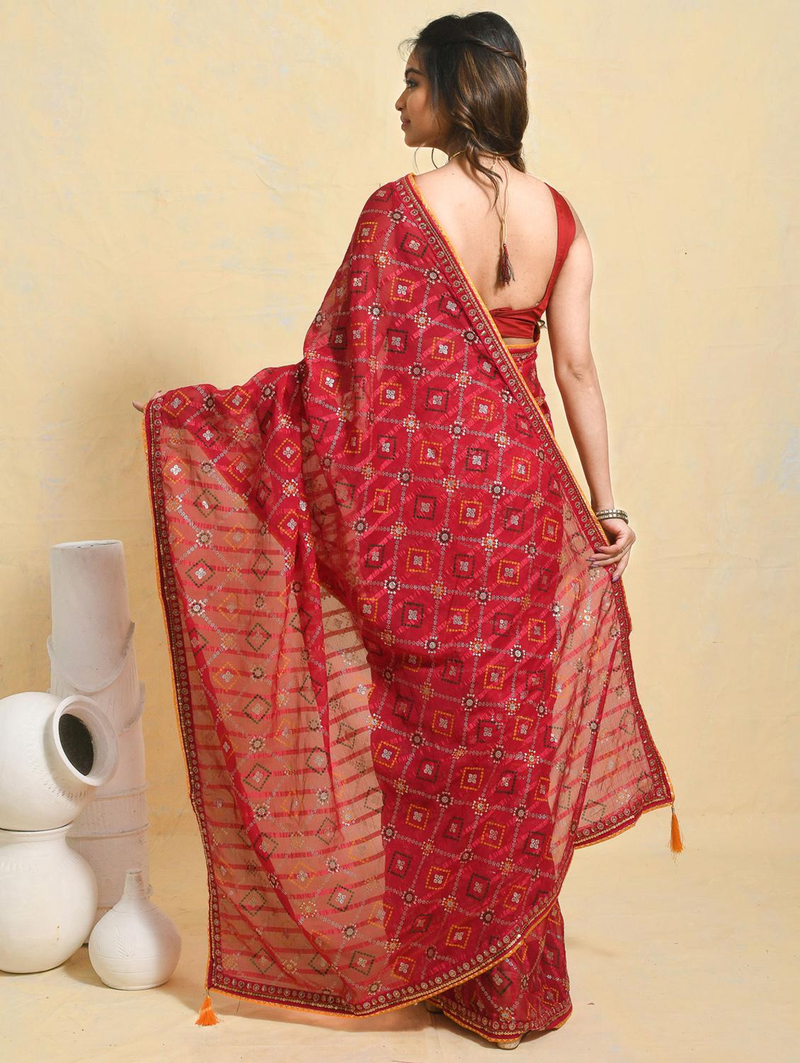 women printed casual wear saree with blouse - 21965541 - Standard Image - 3
