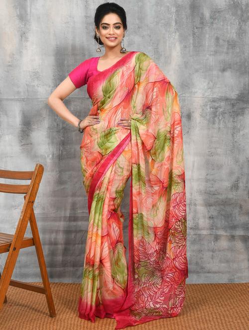 women printed casual wear saree with blouse - 21965591 - Standard Image - 0