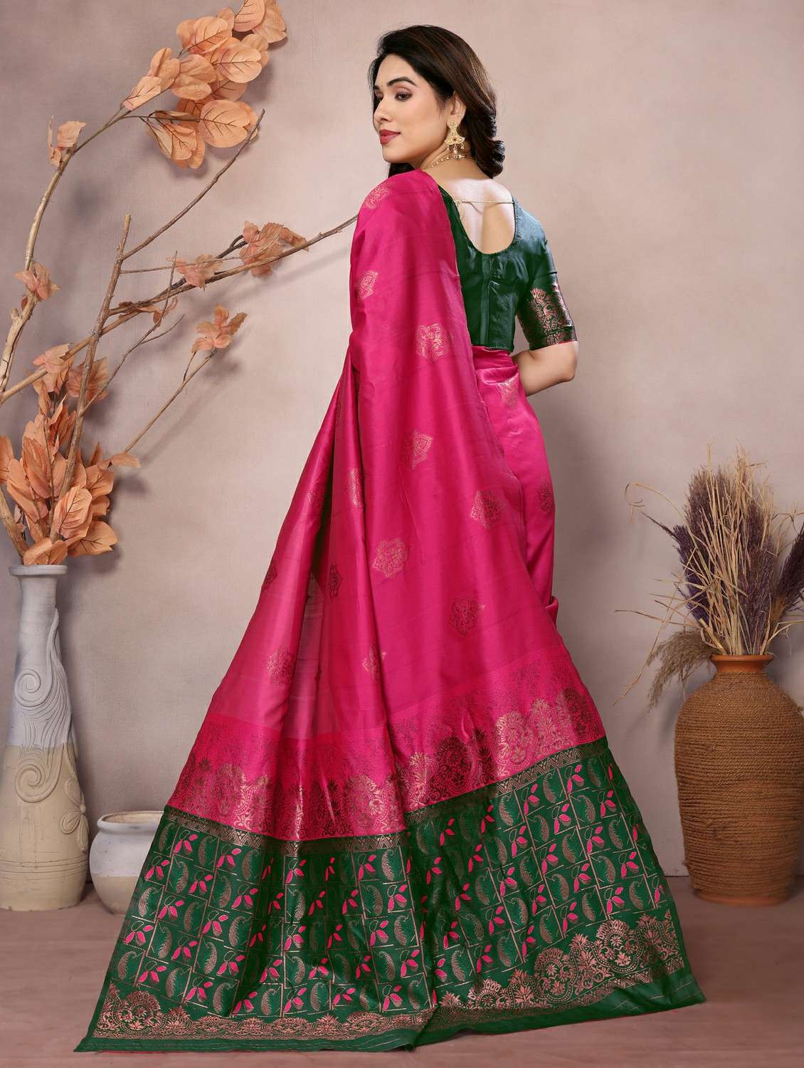women self design banarasi saree with blouse - 21965869 -  Standard Image - 3