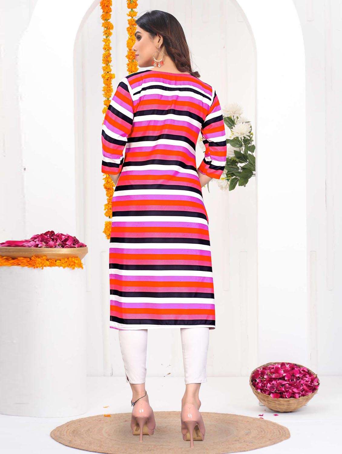 women striped three quarter sleeve straight kurta - 21965880 -  Standard Image - 3