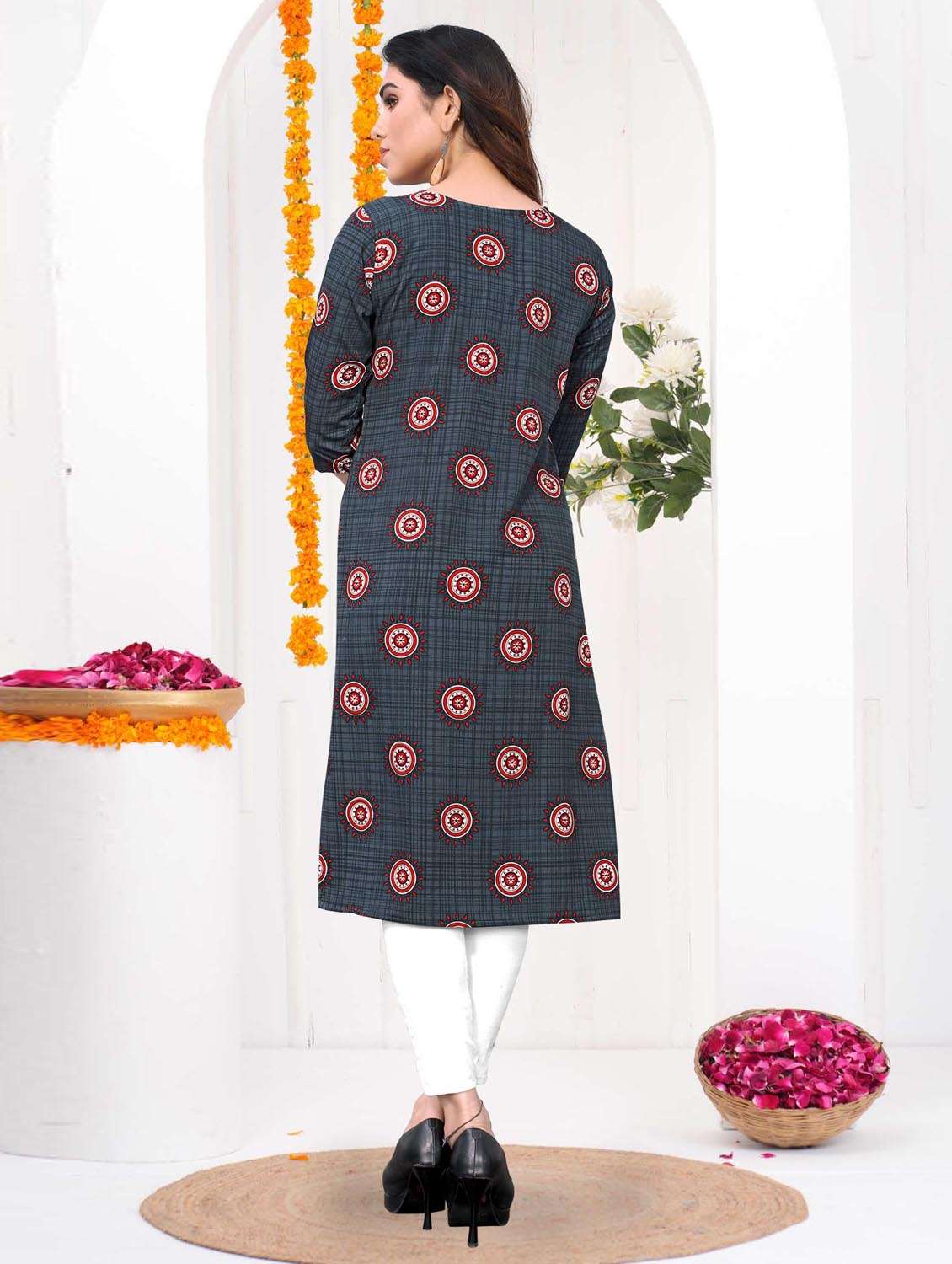 women printed three quarter sleeve straight kurta - 21965909 -  Standard Image - 3
