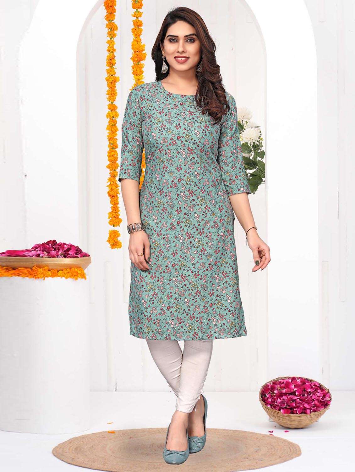 women printed three quarter sleeve straight kurta
