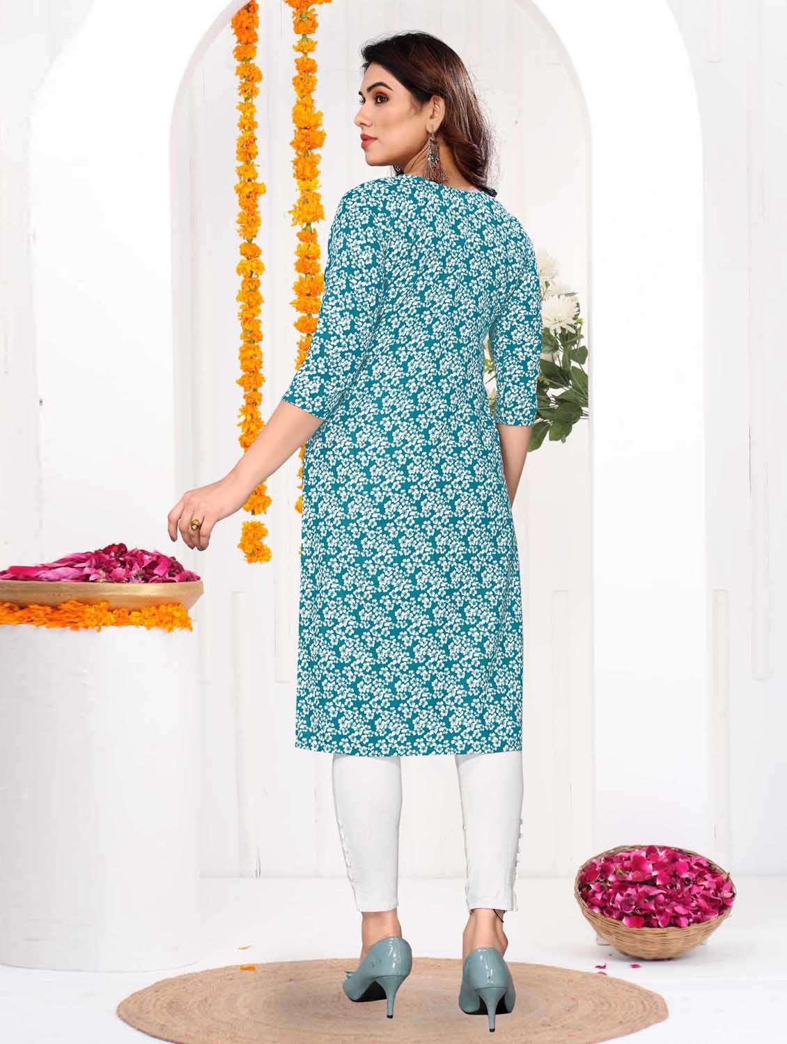 women printed three quarter sleeve straight kurta - 21965942 -  Standard Image - 3