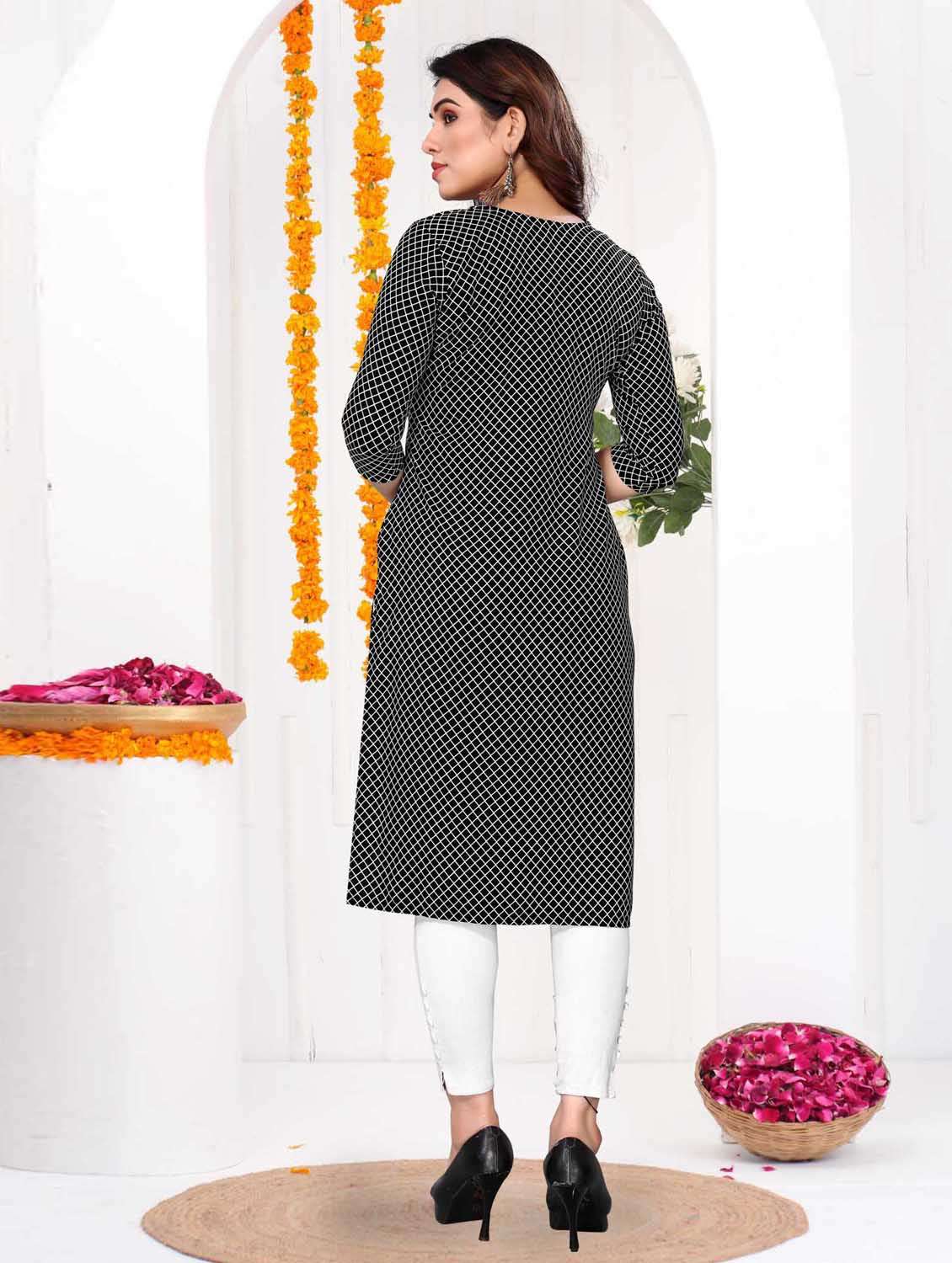 women checkered three quarter sleeve straight kurta - 21965943 -  Standard Image - 3