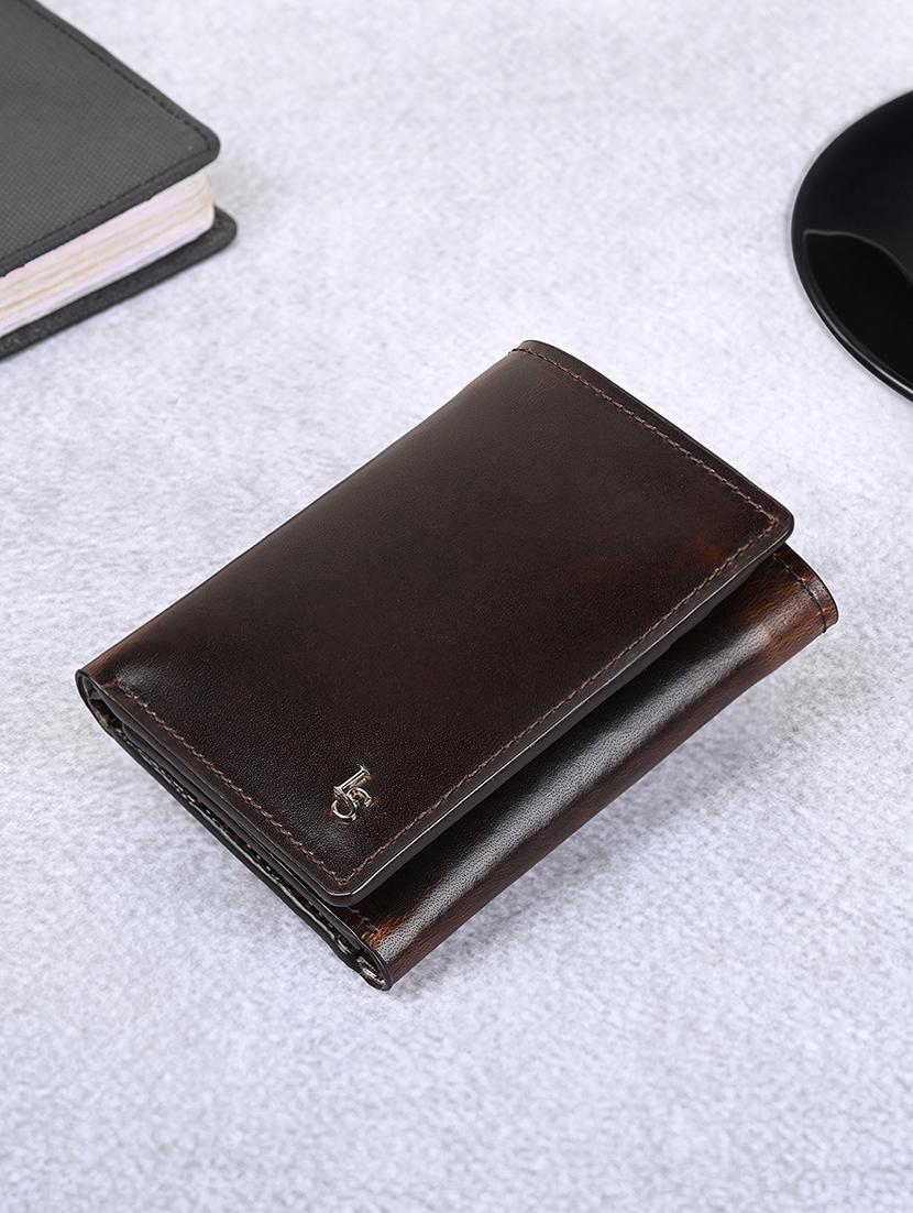 men brown solid leather wallet - 21966118 - Zoom Image - 0