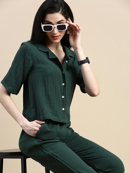 women solid cuban collared short sleeve crop shirt - 21966170 - Standard Image - 0