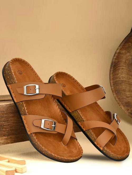 men solid toe separator sandal - 21966213 -  Standard Image - 0