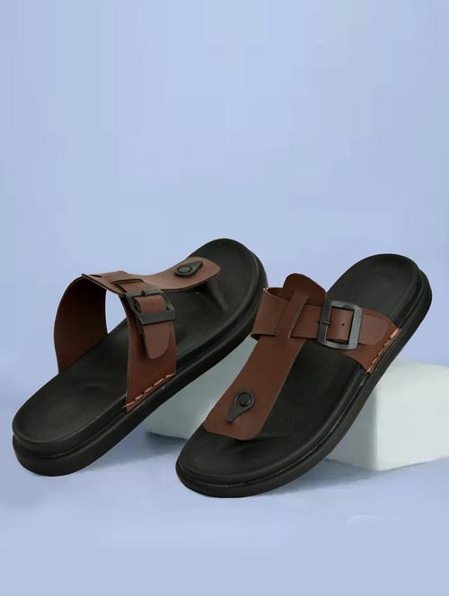 men solid toe separator sandal - 21966215 - Standard Image - 0