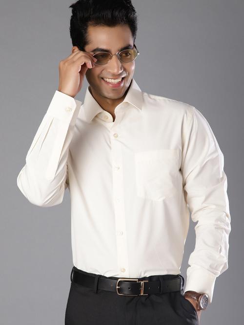men solid long sleeve regular fit formal shirt - 21966405 - Standard Image - 0