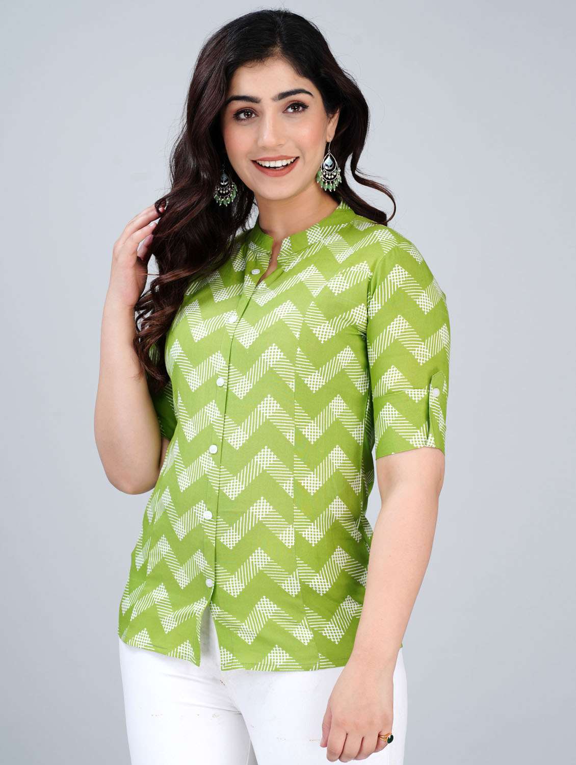 women chevron printed roll up sleeve ethnic top