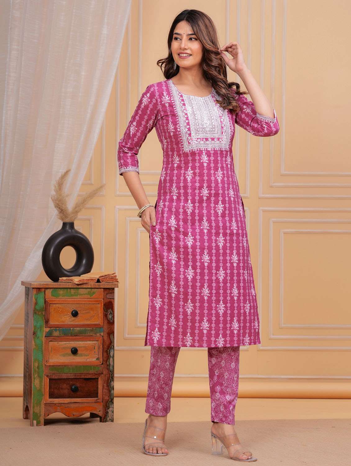 women three quarter sleeve kurta pant with dupatta set - 21966719 - Standard Image - 3