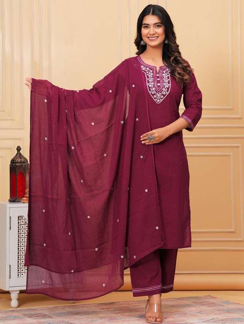 women three quarter sleeve kurta pant with dupatta set - 21966725 - Standard Image - 0