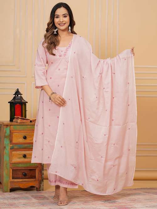 women three quarter sleeve kurta pant with dupatta set - 21966741 - Standard Image - 0
