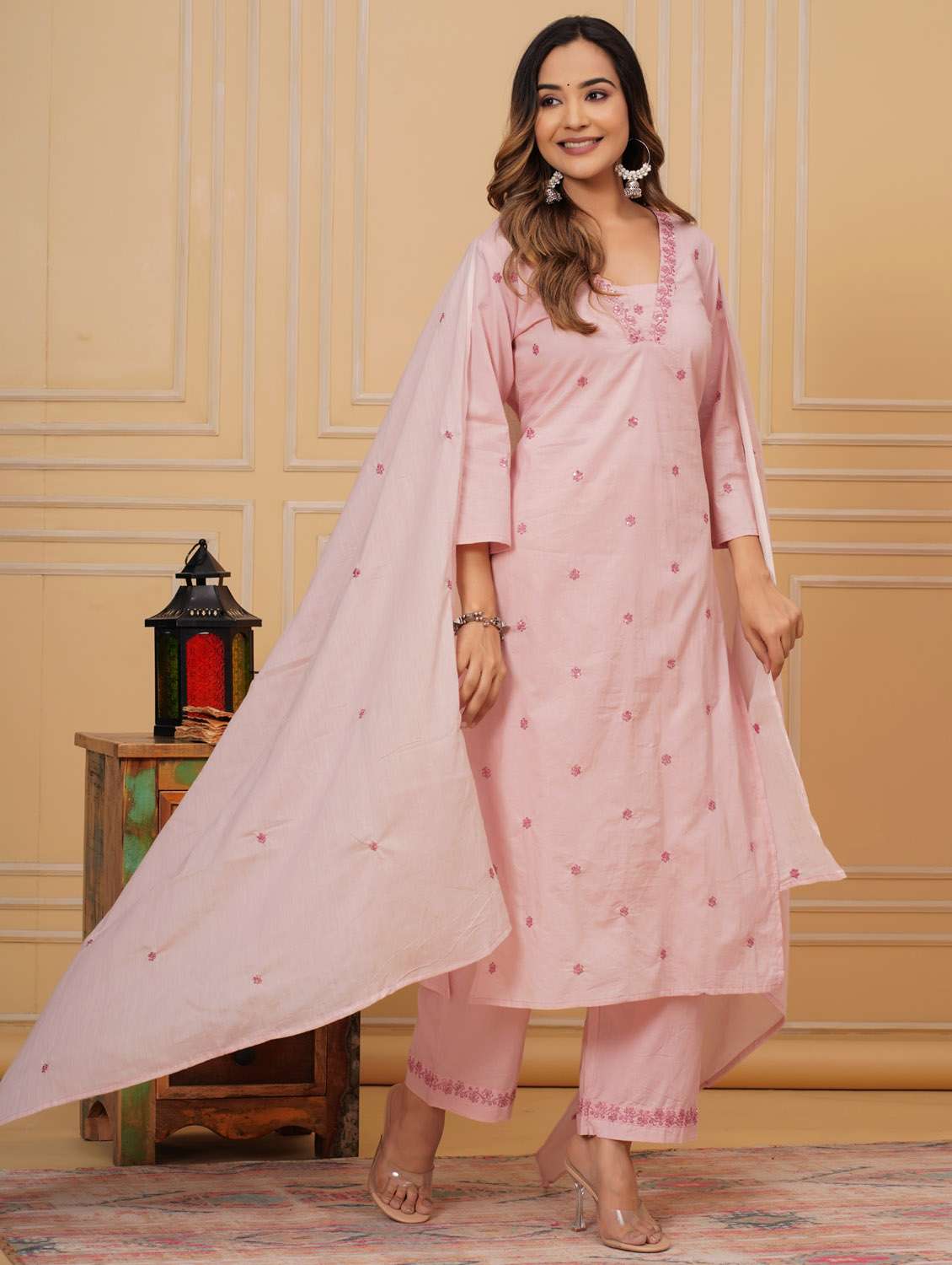 women three quarter sleeve kurta pant with dupatta set - 21966741 - Standard Image - 3