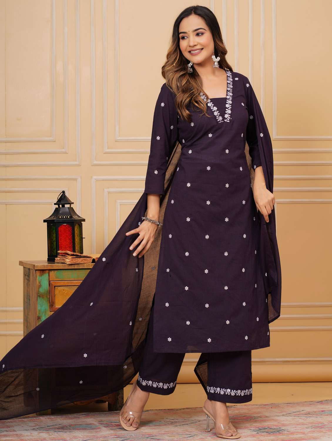 women three quarter sleeve kurta pant with dupatta set - 21966745 - Standard Image - 3