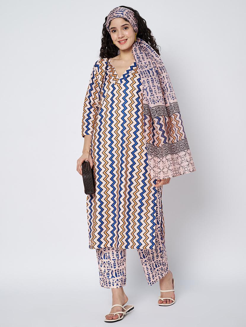 women three quarter sleeve kurta pant with dupatta set - 21967106 - Zoom Image - 0