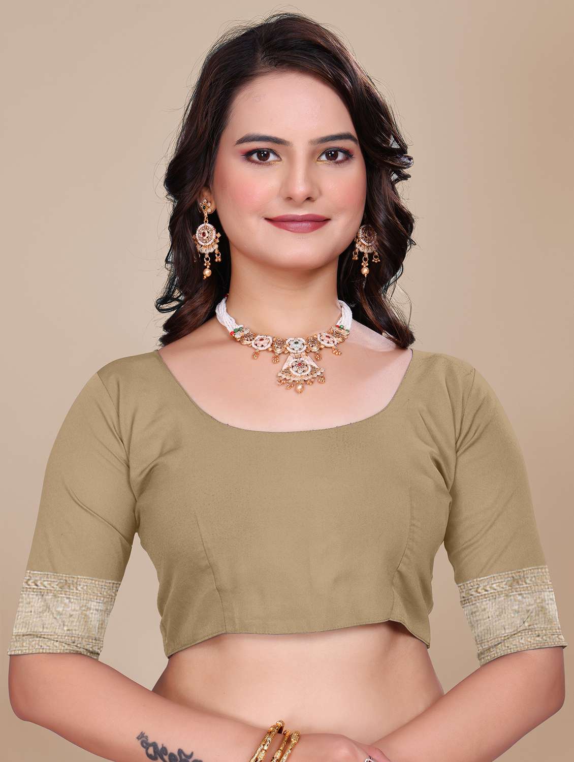 women self design banarasi saree with blouse - 21967227 - Standard Image - 5