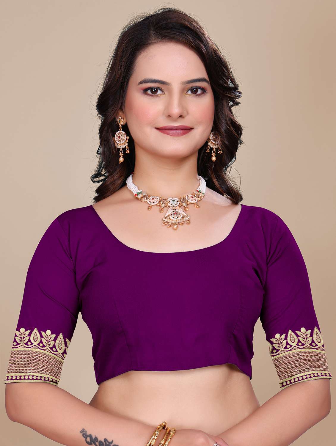 women self design banarasi saree with blouse - 21967228 - Standard Image - 5