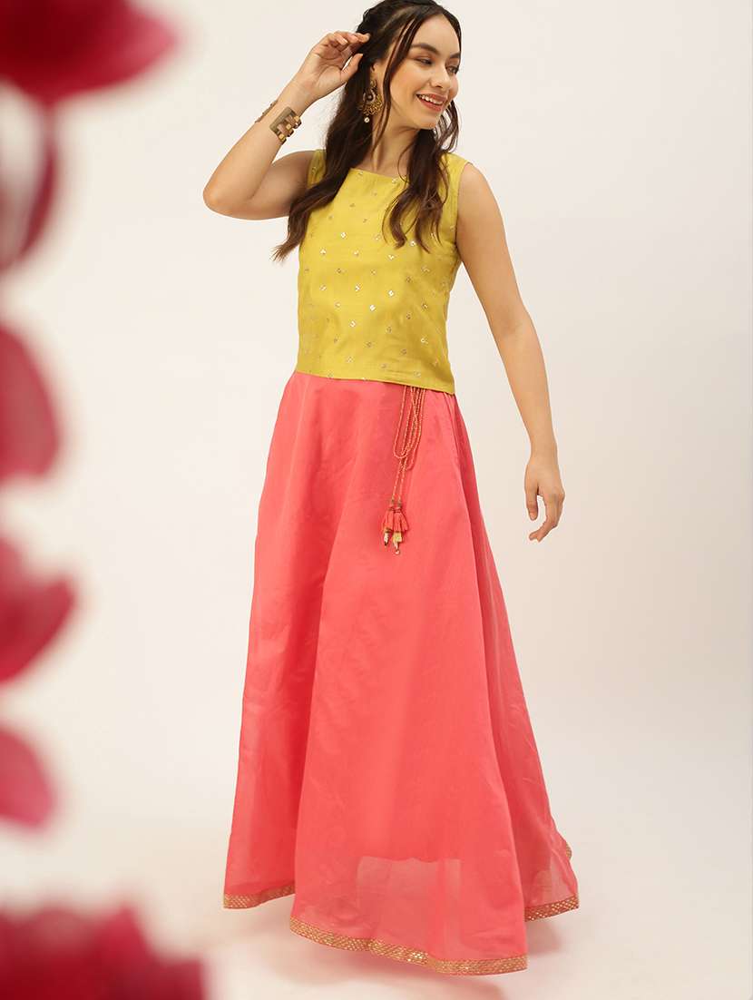 women embroidered sleeveless crop top - 21967248 -  Standard Image - 3