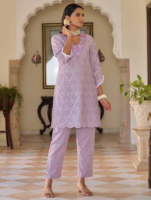women three quarter sleeve kurta pant set - 21967255 - Standard Image - 0
